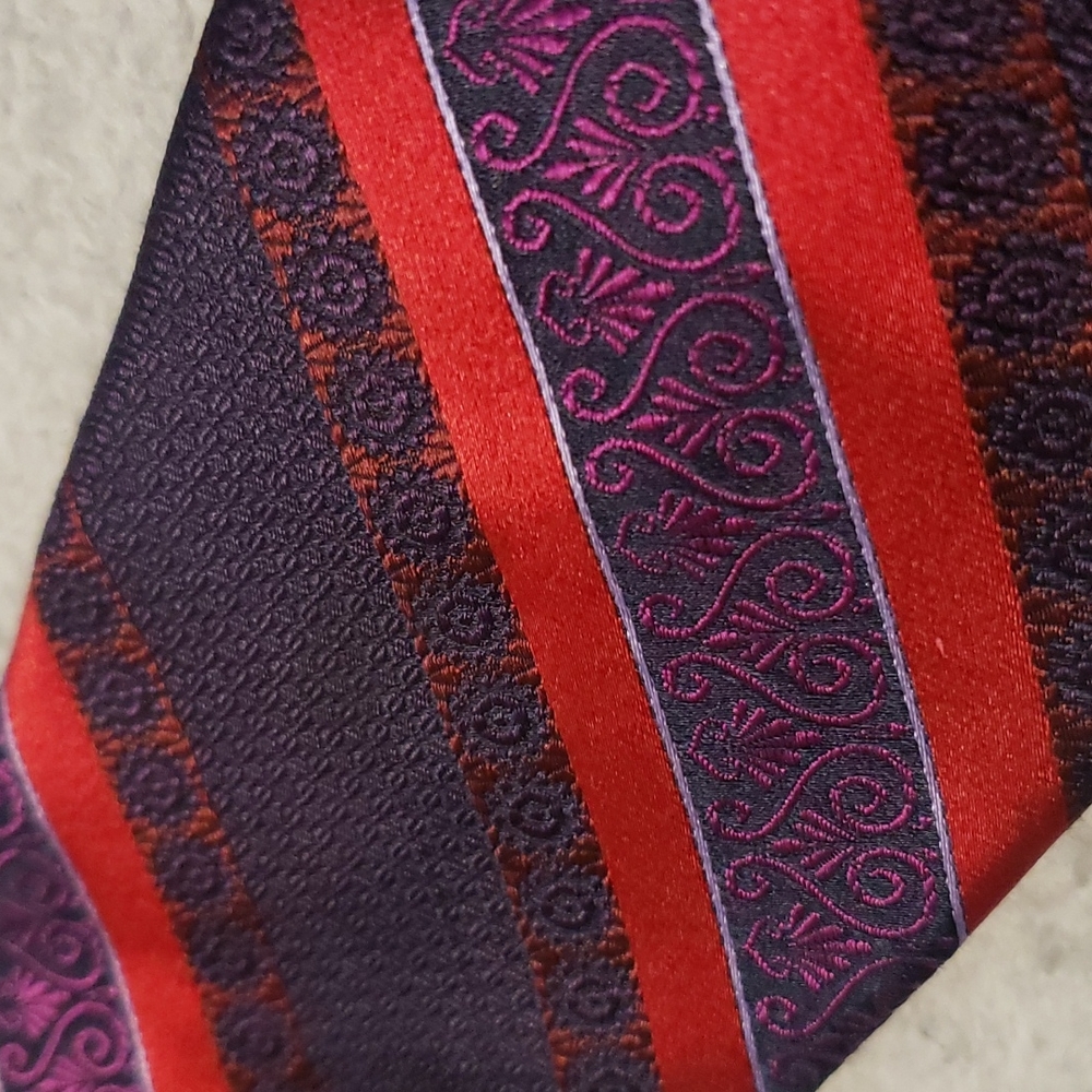 Ferrell Reed silk Necktie - Picture 2 of 7